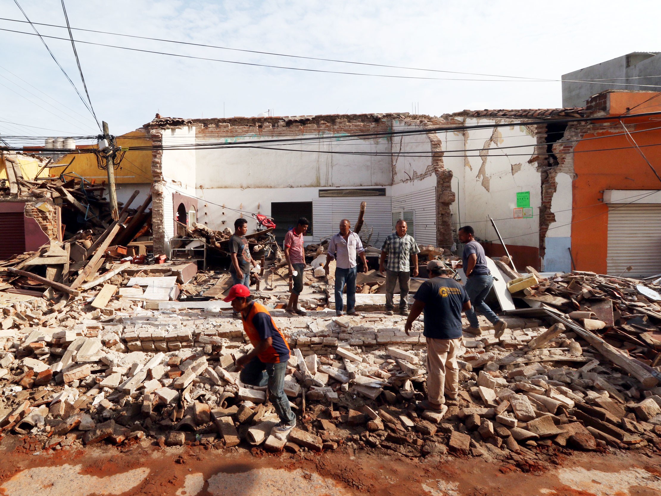 Earthquake Devastates Central Mexico