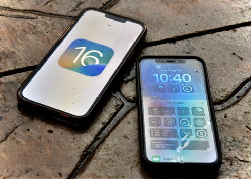 Apple Releases Long-Awaited iOS 16 Update  